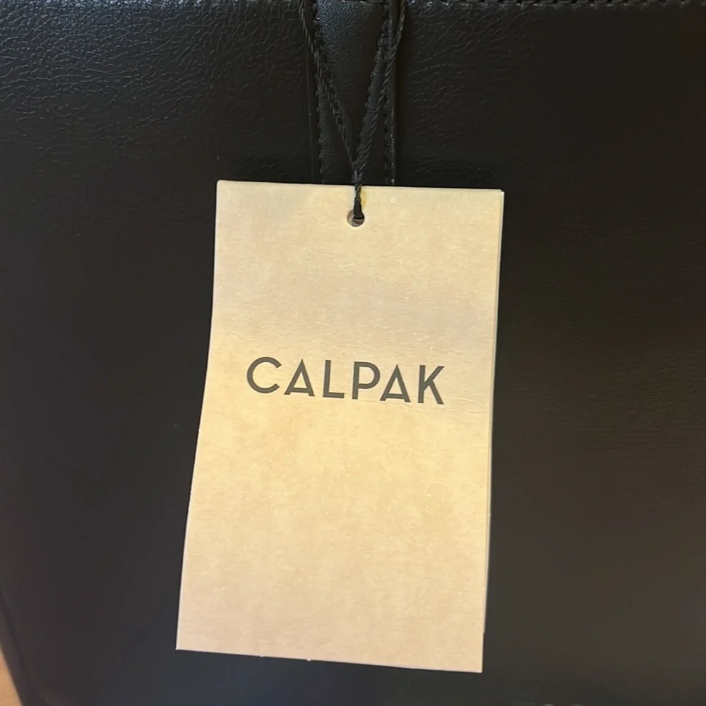 Used a handful of times calpak bag in great condition